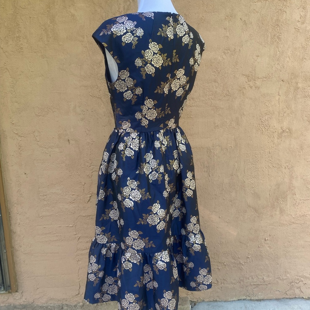 Gal Meets Glam Cream Fit and Flare Midi Dress with Flutter Sleeves - Picture 2 of 5